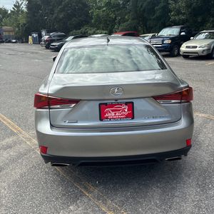2019 Lexus IS 300 BASE — фото 23