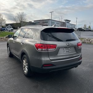 KIA SORENTO LX - 5