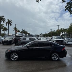 LEXUS IS 200T BASE - 3