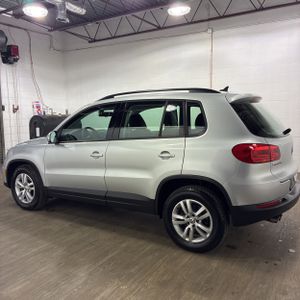 VOLKSWAGEN TIGUAN 2.0T S 4MOTION - 3