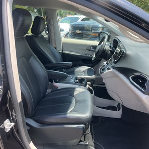 2024 Chrysler PACIFICA TOURING L — миниатюра 32