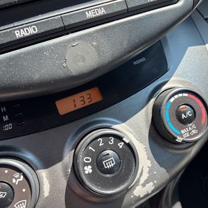 2012 Toyota RAV4 BASE thumbnail 56