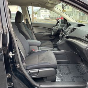 صورة 32 لـ 2016 Honda CR-V LX