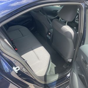 2026 Toyota COROLLA LE thumbnail 32