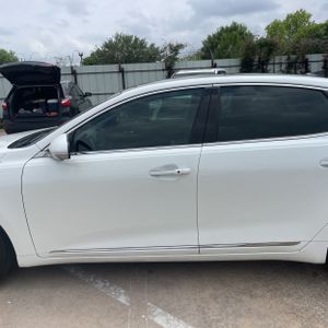 KIA CADENZA LIMITED - 4