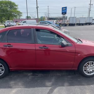 FORD FOCUS SE - 10