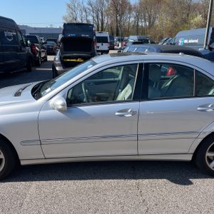 MERCEDES-BENZ C-CLASS - 4