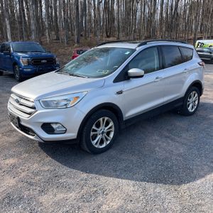FORD ESCAPE SE - 1