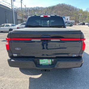 FORD F-150 LIGHTNING LARIAT - 7