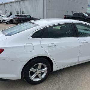 CHEVROLET MALIBU LS - 9