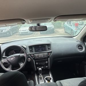 2017 Nissan PATHFINDER SV — миниатюра 38