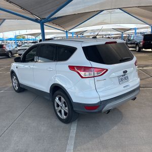 FORD ESCAPE SE - 5