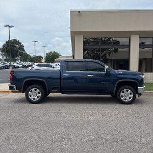 2021 Chevrolet SILVERADO 2500HD LTZ photo 10