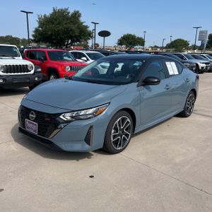 2025 Nissan SENTRA SR photo 1