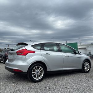 FORD FOCUS SE - 5