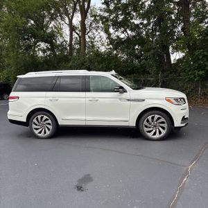 2022 Lincoln NAVIGATOR RESERVE 照片 10
