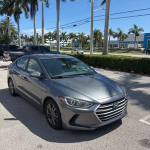 2018 Hyundai ELANTRA SEL — фото 12