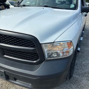2023 RAM 1500 CLASSIC TRADESMAN — миниатюра 49