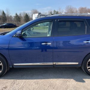 NISSAN PATHFINDER PLATINUM - 4