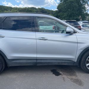 2018 Hyundai SANTA FE SE thumbnail 11