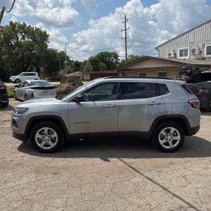 2024 JEEP COMPASS LATITUDE — фото 3