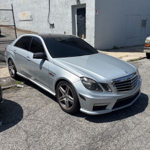 2010 Mercedes-BENZ E-CLASS AMG 照片 10