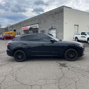 MASERATI LEVANTE S - 10