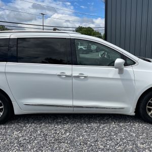 صورة مصغرة 11 لـ 2020 Chrysler PACIFICA TOURING L