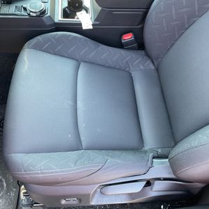 صورة مصغرة 57 لـ 2025 Toyota TACOMA SR5