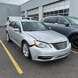 CHRYSLER 200 TOURING - 10