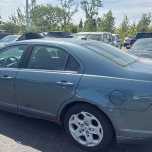 FORD FUSION SE - 6