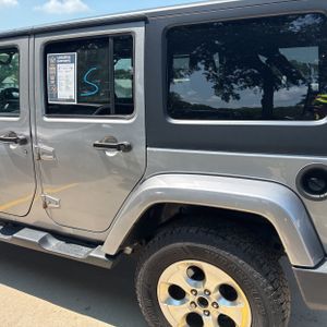 صورة 5 لـ 2015 JEEP WRANGLER UNLIMITED SAHARA