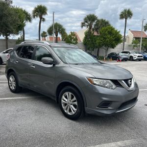 2015 Nissan ROGUE SV thumbnail 12