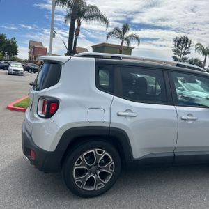 JEEP RENEGADE - 9