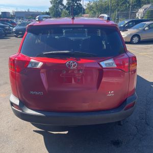 2015 Toyota RAV4 LE 照片 7
