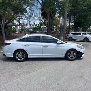 HYUNDAI SONATA SEL - 10