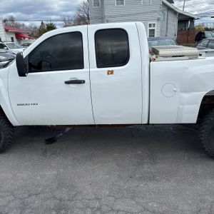CHEVROLET SILVERADO 2500HD WORK TRUCK - 4