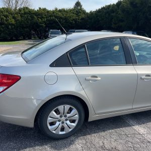 CHEVROLET CRUZE LS AUTO - 9