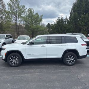 JEEP GRAND CHEROKEE L LIMITED - 3