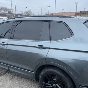 VOLKSWAGEN TIGUAN SE R-LINE BLACK - 6