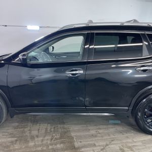 NISSAN ROGUE SV - 4