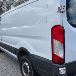 FORD TRANSIT 250 - 6