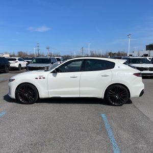 MASERATI LEVANTE TROFEO - 3