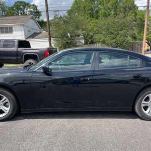 DODGE CHARGER SXT - 4