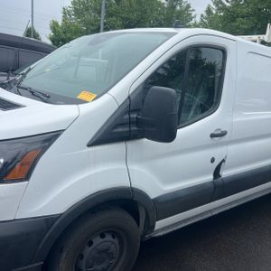 FORD TRANSIT 150 - 2