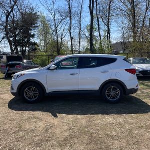 HYUNDAI SANTA FE - 3