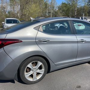 HYUNDAI ELANTRA VALUE EDITION - 9