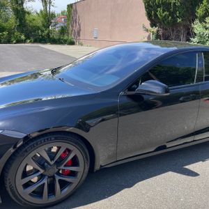 TESLA MODEL S PLAID - 2