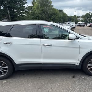 2017 Hyundai SANTA FE SE — миниатюра 11
