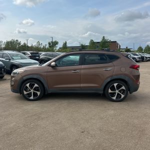 HYUNDAI TUCSON LIMITED - 3